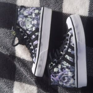 Adidas nizza platform sneakers size 8 , 6.5 UK worn once great condition